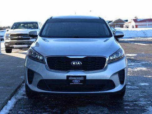 Used 2019 Kia Sorento LX image 8