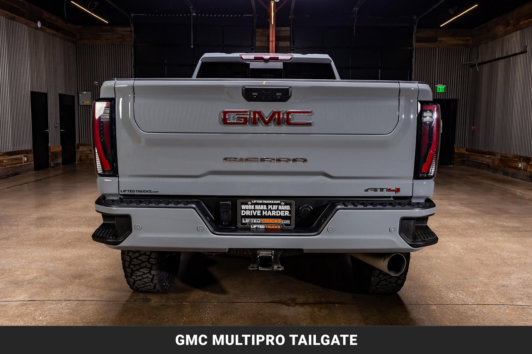 Used 2024 GMC Sierra 3500 AT4 w/ AT4 Preferred Package AWD/4WD image 8