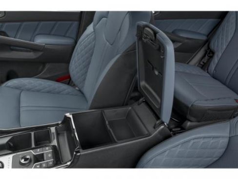 Used 2025 Kia Sorento SX Prestige image 16