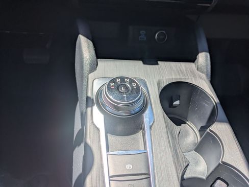 Used 2021 Ford Escape Titanium AWD/4WD image 29