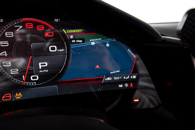 Certified 2025 Ferrari Roma Spider RWD image 39
