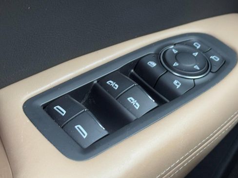 Used 2020 Cadillac XT6 Premium Luxury w/ Platinum Package image 24