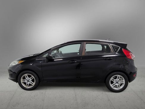 Used 2019 Ford Fiesta SE image 7