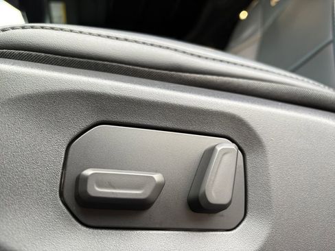 Used 2025 Jeep Wrangler Unlimited Rubicon 392 image 12