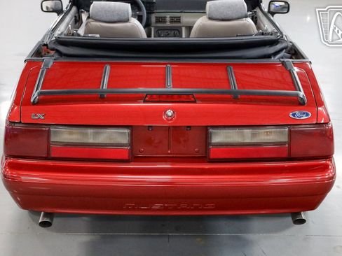 Used 1992 Ford Mustang LX RWD image 35