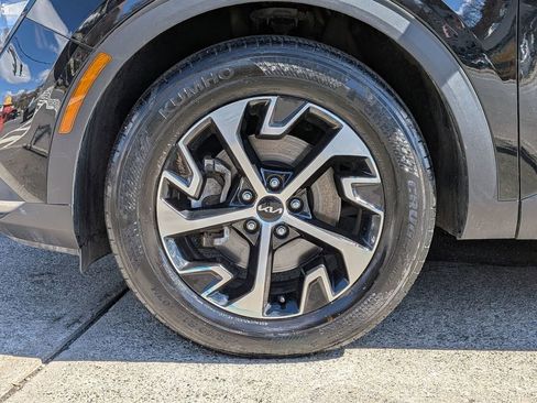 Certified 2023 Kia Sportage EX image 8