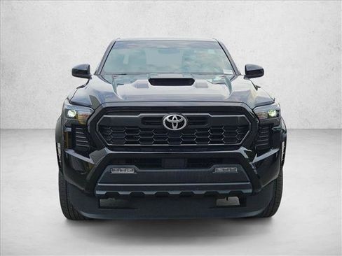 Used 2024 Toyota Tacoma TRD Sport RWD image 2