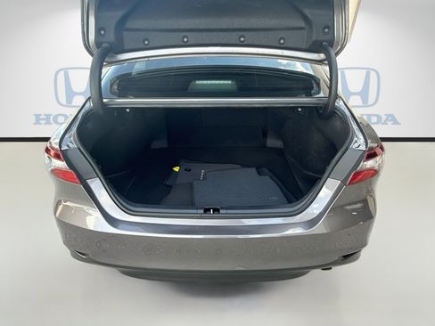 Used 2024 Toyota Camry LE FWD image 25