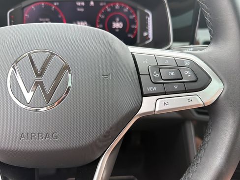 Certified 2025 Volkswagen Jetta SEL FWD image 12