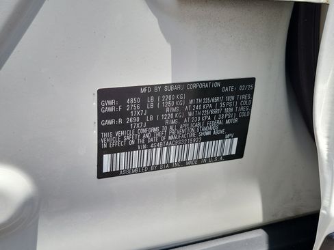 Used 2025 Subaru Outback AWD/4WD image 30