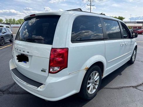 Used 2014 Dodge Grand Caravan SXT FWD image 5