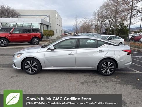 Used 2019 Nissan Altima 2.5 SV image 27