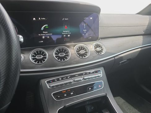 Used 2022 Mercedes-Benz E 450 Coupe image 14