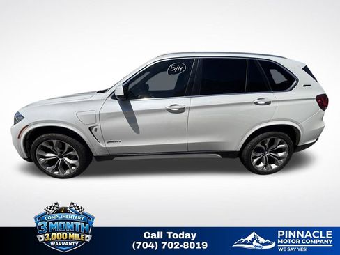 Used 2017 BMW X5 xDrive40e AWD/4WD image 7