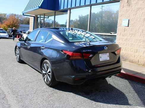 Used 2021 Nissan Altima 2.5 SV image 6