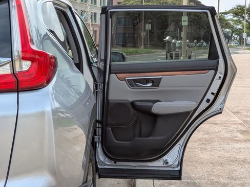 Used 2018 Honda CR-V EX image 12