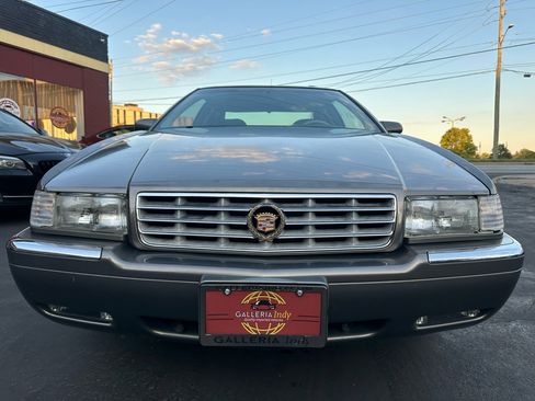 Used 1999 Cadillac Eldorado w/ Comfort/Convenience Pkg image 16