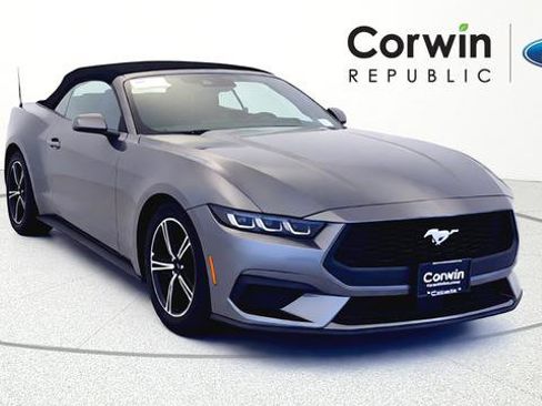 Certified 2025 Ford Mustang Premium RWD image 1
