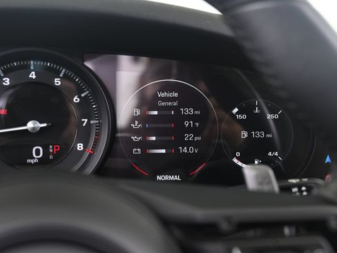 Certified 2024 Porsche 911 Targa 4S AWD/4WD image 40