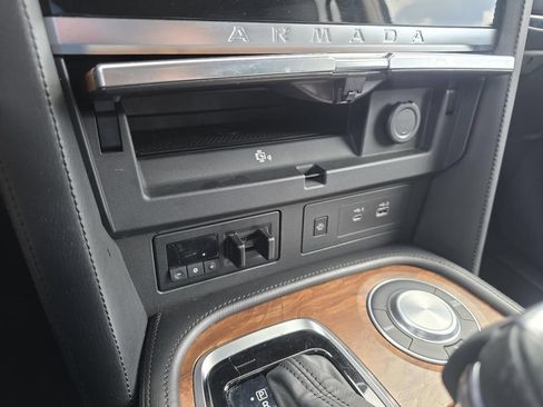 Used 2024 Nissan Armada SL w/ Captain's Chairs Package RWD image 23