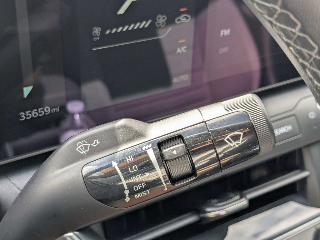 Used 2025 Kia K4 EX FWD image 33