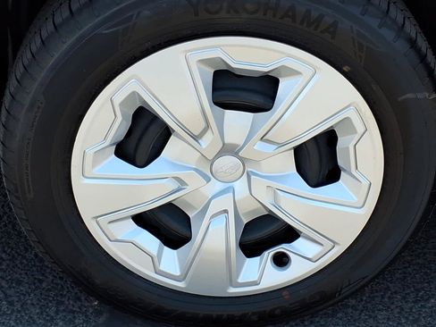 Certified 2023 Subaru Forester AWD/4WD image 13