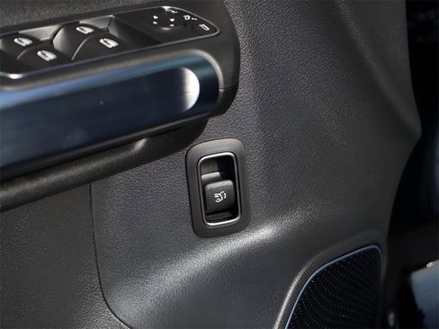 New 2026 Mercedes-Benz GLB 250 4MATIC image 27