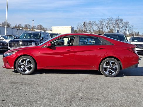 Certified 2023 Hyundai Elantra SEL w/ Convenience Package image 7