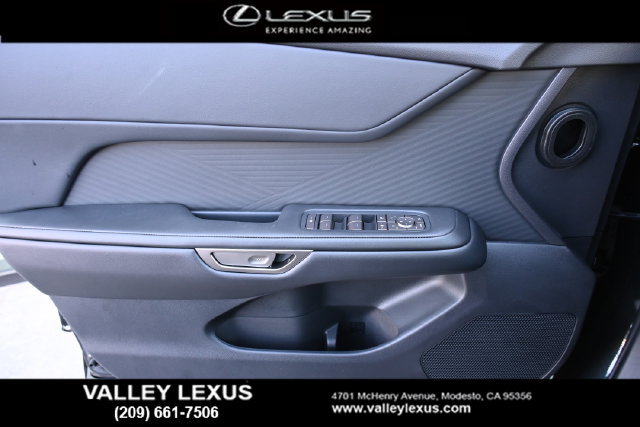 New 2026 Lexus ES 350e w/ Convenience Package FWD image 12