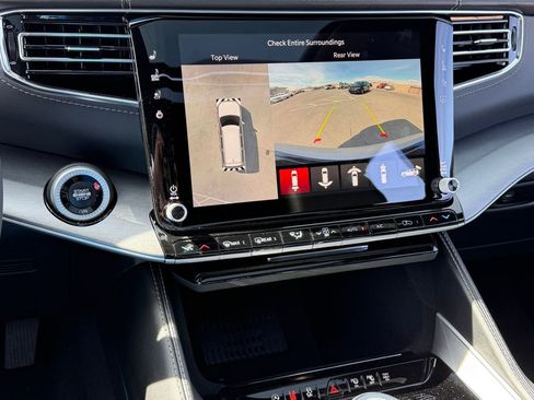 New 2026 Jeep Grand Wagoneer L Limited AWD/4WD image 14
