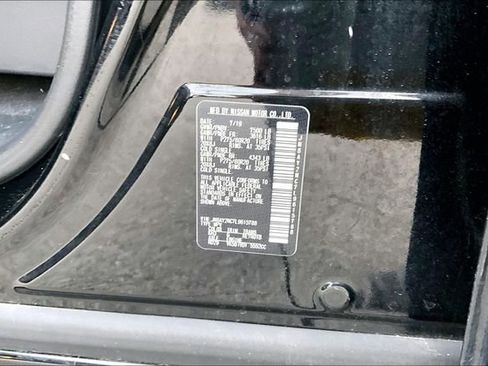 Used 2020 Nissan Armada SL w/ Premium Package image 16