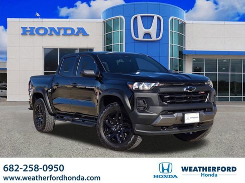 Used 2025 Chevrolet Colorado Trail Boss image 1