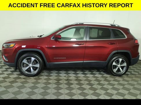 Used 2019 Jeep Cherokee Limited image 4