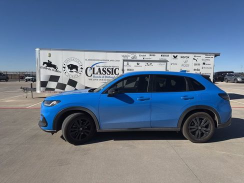 Used 2026 Honda HR-V Sport image 2