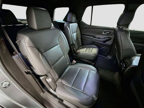 Used 2023 Chevrolet Traverse LT AWD/4WD image 28