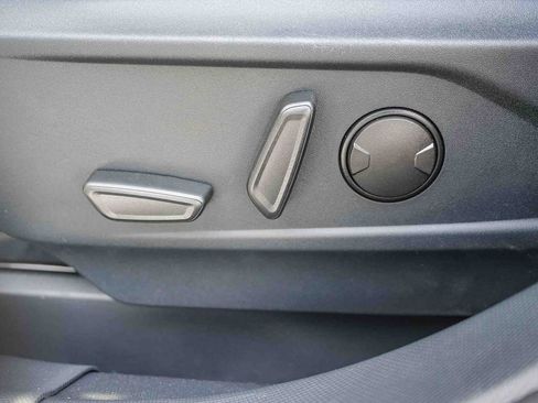 New 2026 Ford Mustang Mach-E Select image 21