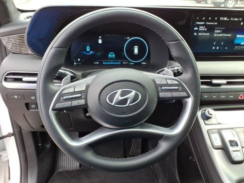 Used 2025 Hyundai Palisade Calligraphy image 21