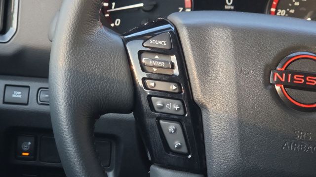 Used 2026 Nissan Frontier PRO-4X AWD/4WD image 36