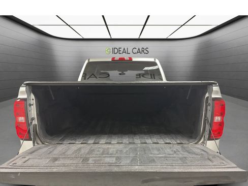 Used 2018 Chevrolet Silverado 1500 LT w/ All Star Edition RWD image 18