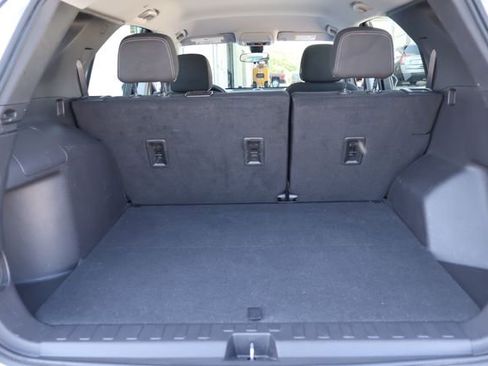 Used 2024 Chevrolet Equinox LS FWD image 19