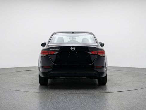Used 2025 Nissan Sentra SV FWD image 7