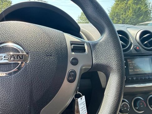 Used 2015 Nissan Rogue S w/ Convenience Package FWD image 8