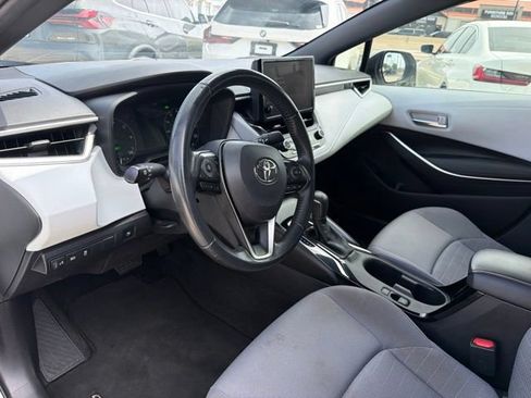 Used 2024 Toyota Corolla SE FWD image 24