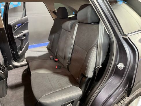 Used 2017 Kia Sorento LX image 19