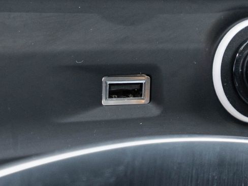 Used 2024 Alfa Romeo Stelvio Veloce image 30