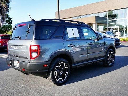 Used 2024 Ford Bronco Sport Outer Banks w/ Tech Package AWD/4WD image 8