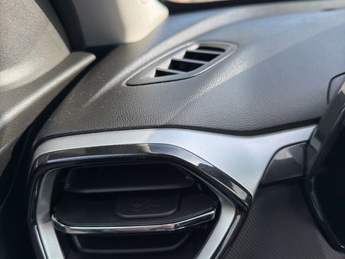 Used 2025 Chevrolet TrailBlazer LT image 66