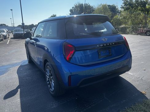 Certified 2025 MINI Cooper S image 7
