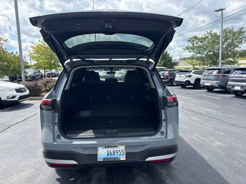 Certified 2026 INFINITI QX60 Luxe w/ Cargo Package AWD/4WD image 14