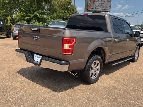 Used 2019 Ford F150 XLT w/ Equipment Group 302A Luxury RWD image 4